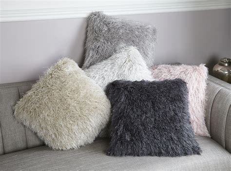 beige fluffy cushions.